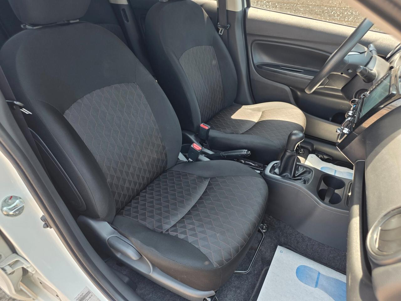 Mitsubishi Space Star 1.2 Invite SDA