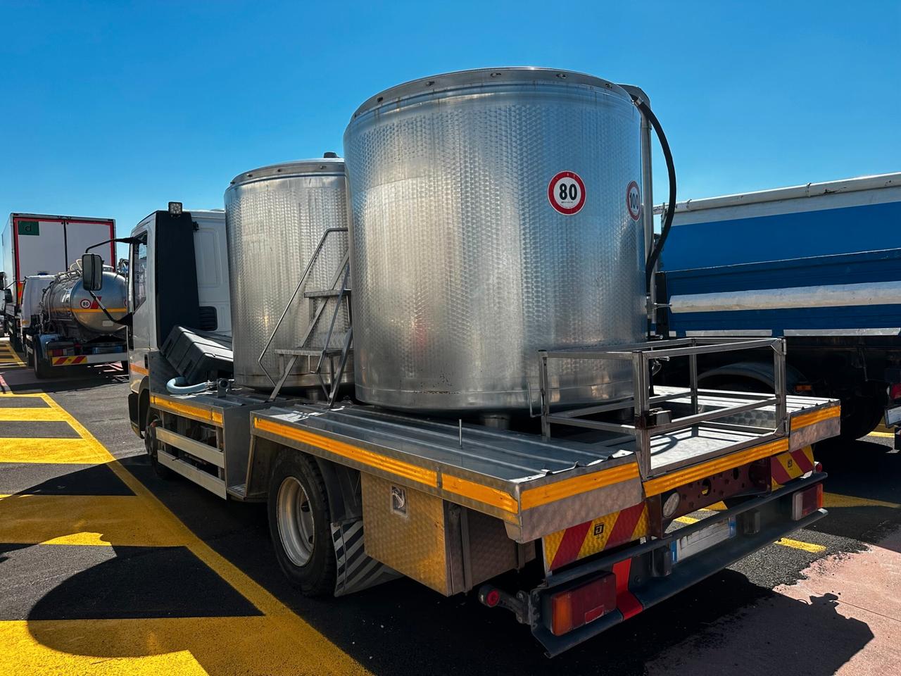 Iveco Eurocargo 75E15 Cisterna latte 2.000L Euro3
