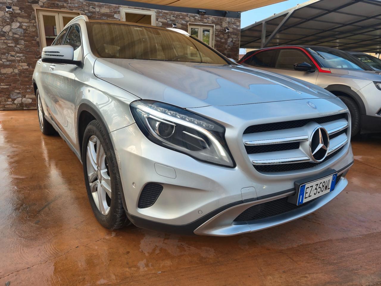 Mercedes-benz GLA 200 d Automatic 4Matic Premium