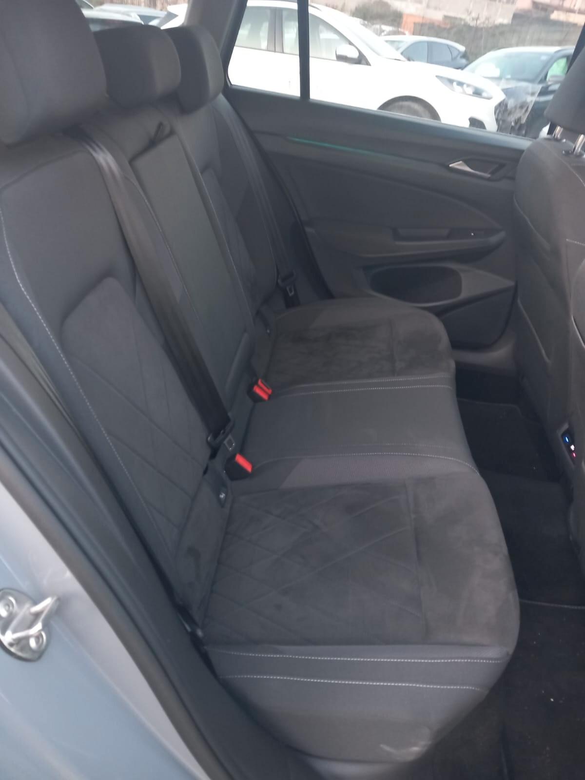 Volkswagen Golf Variant 1.6 TDI 115 CV Business BlueMotion Technology