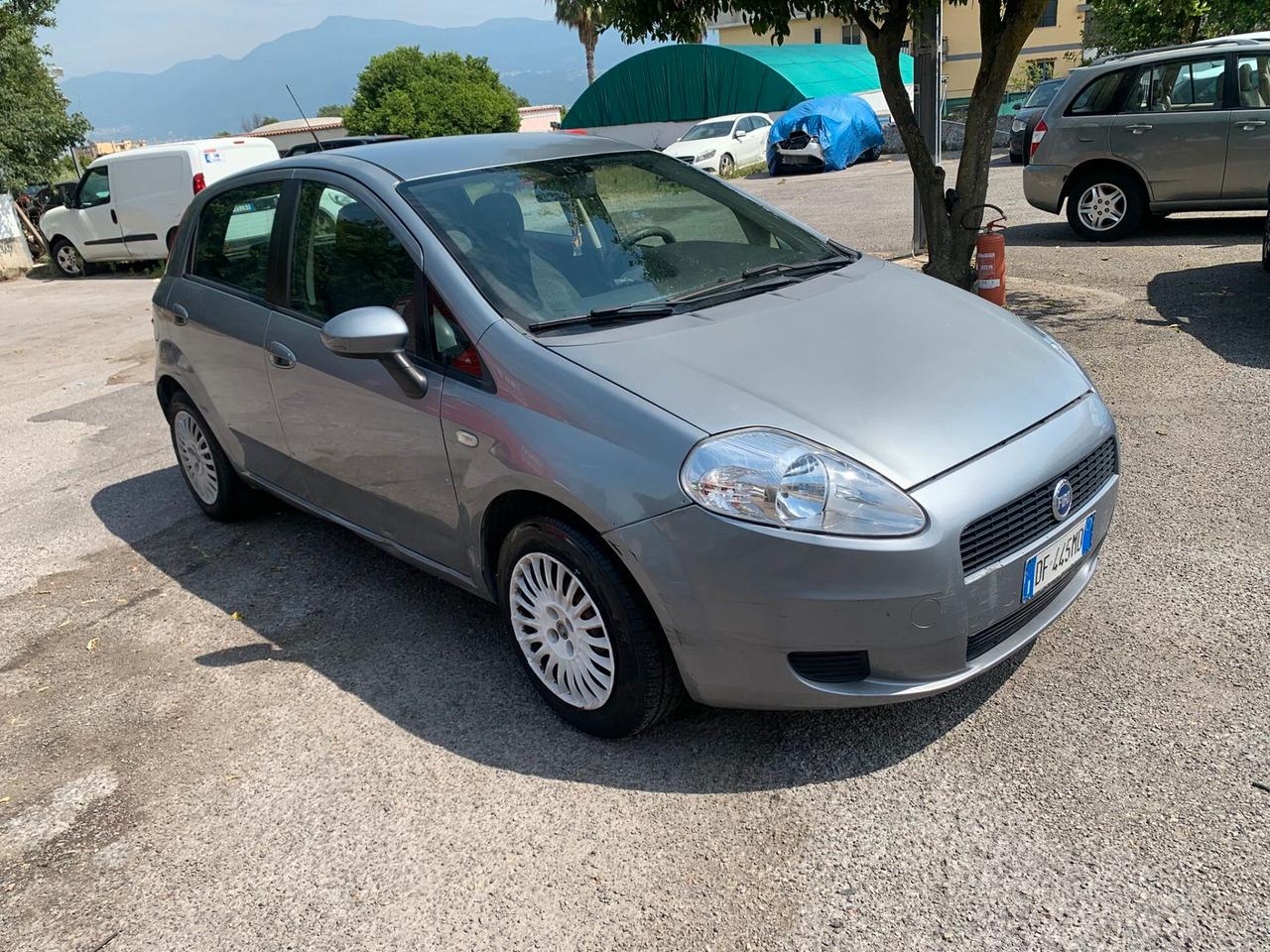 Fiat Grande Punto 1.3 Mjet 75cv 5 porte Dynamic