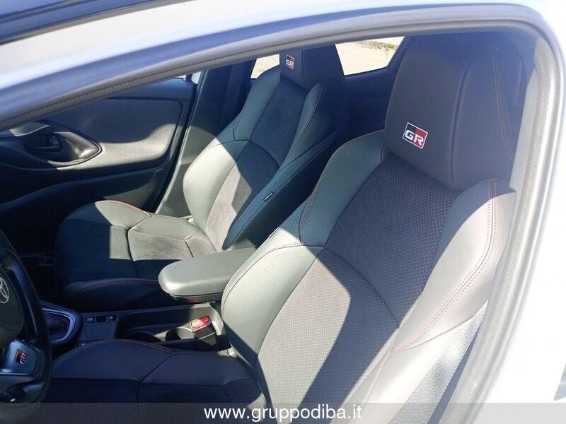 Toyota Yaris IV 2020 1.5h 130 GR Sport