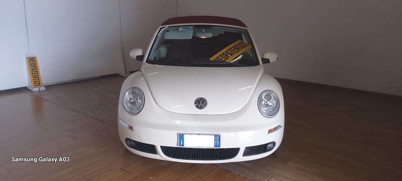 Volkswagen New Beetle 1.9 TDI 105CV Cabrio Lim. Red Edt.
