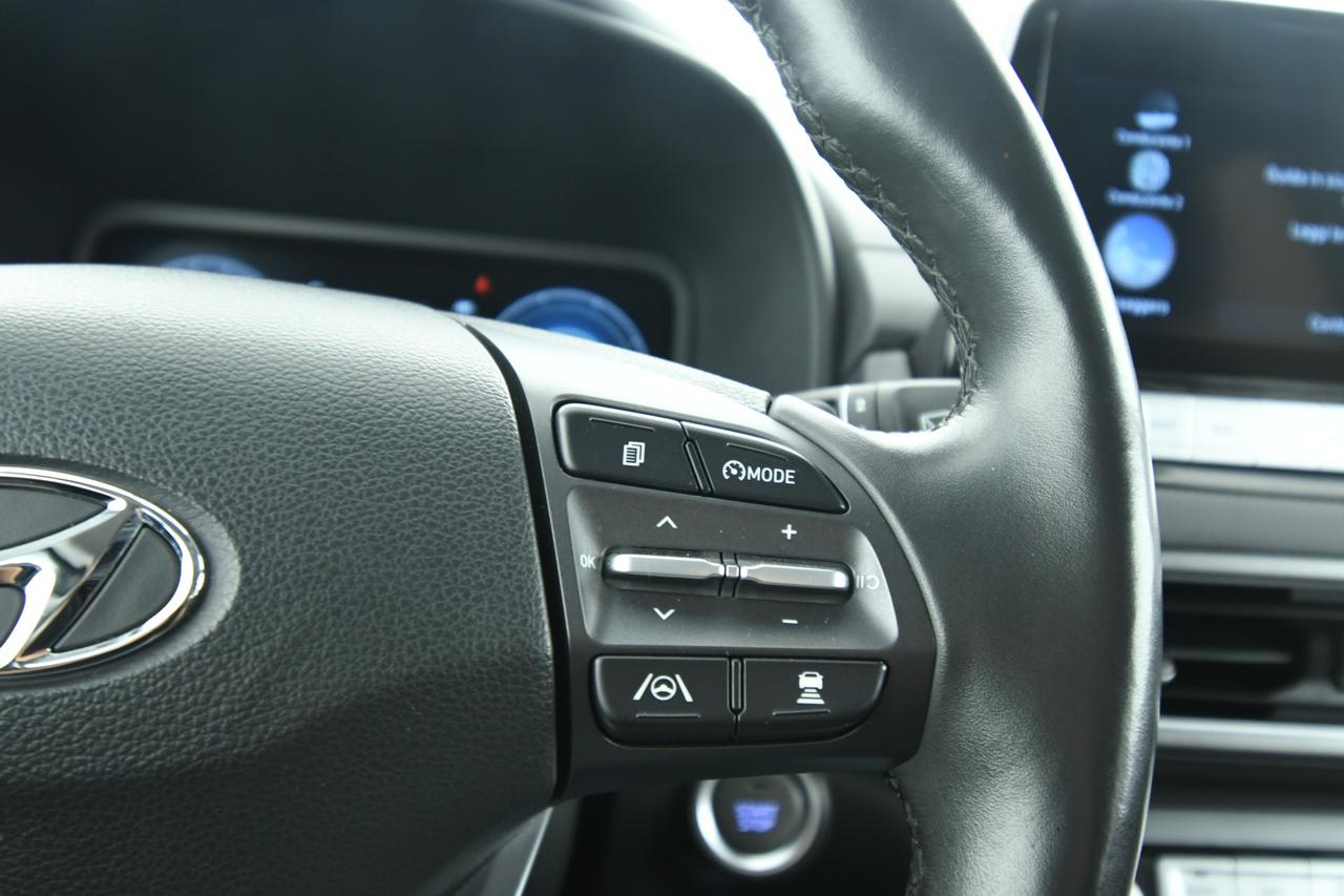 HYUNDAI Kona 64 kWh EV Xclass FULL LED+ACC+HEAD-UP+CAMERA+APP CONNECT