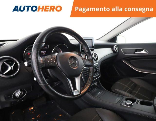 MERCEDES-BENZ GLA 200 Sport