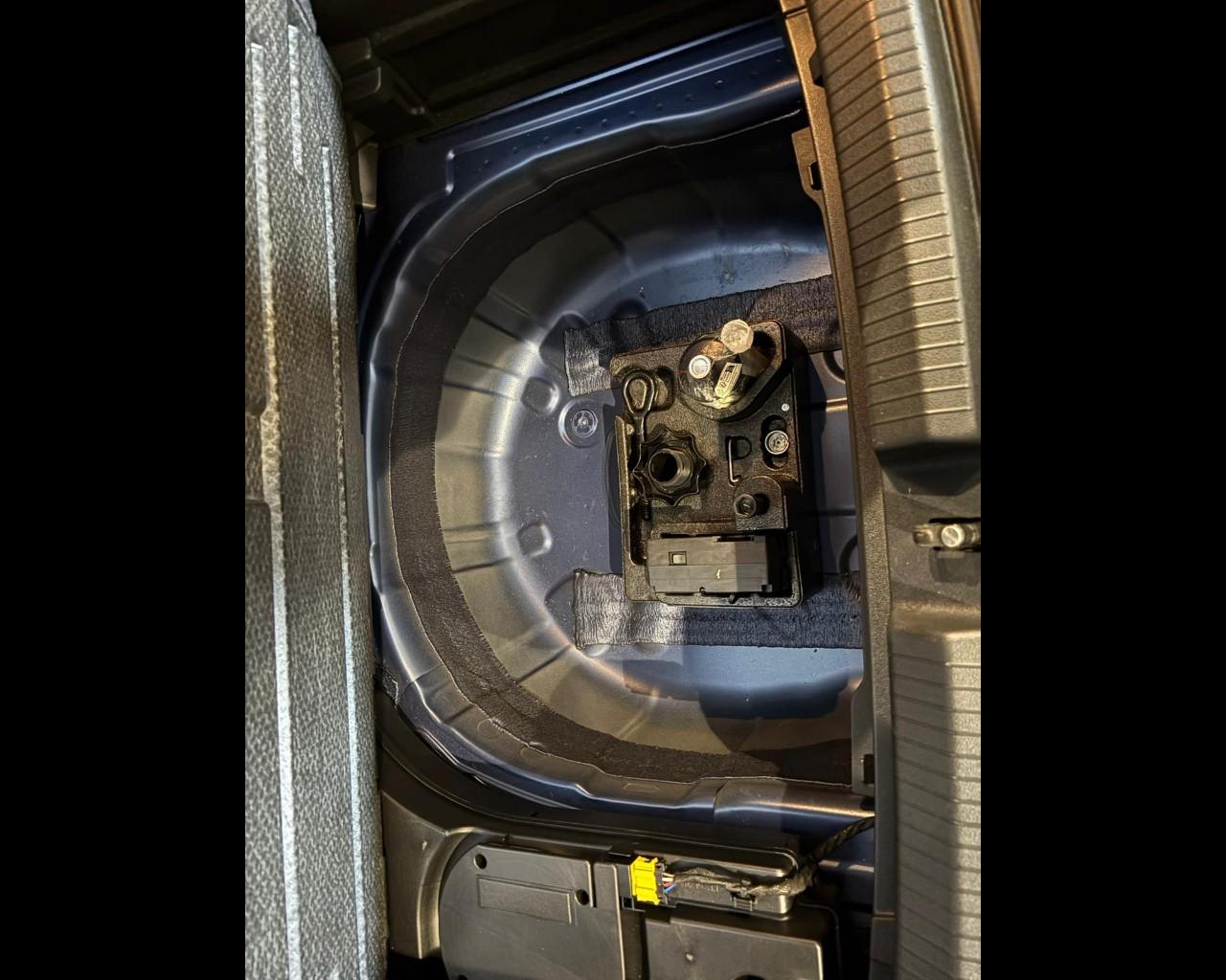 VOLKSWAGEN Polo VI 2022 - Polo 1.0 tsi R-Line 110cv dsg