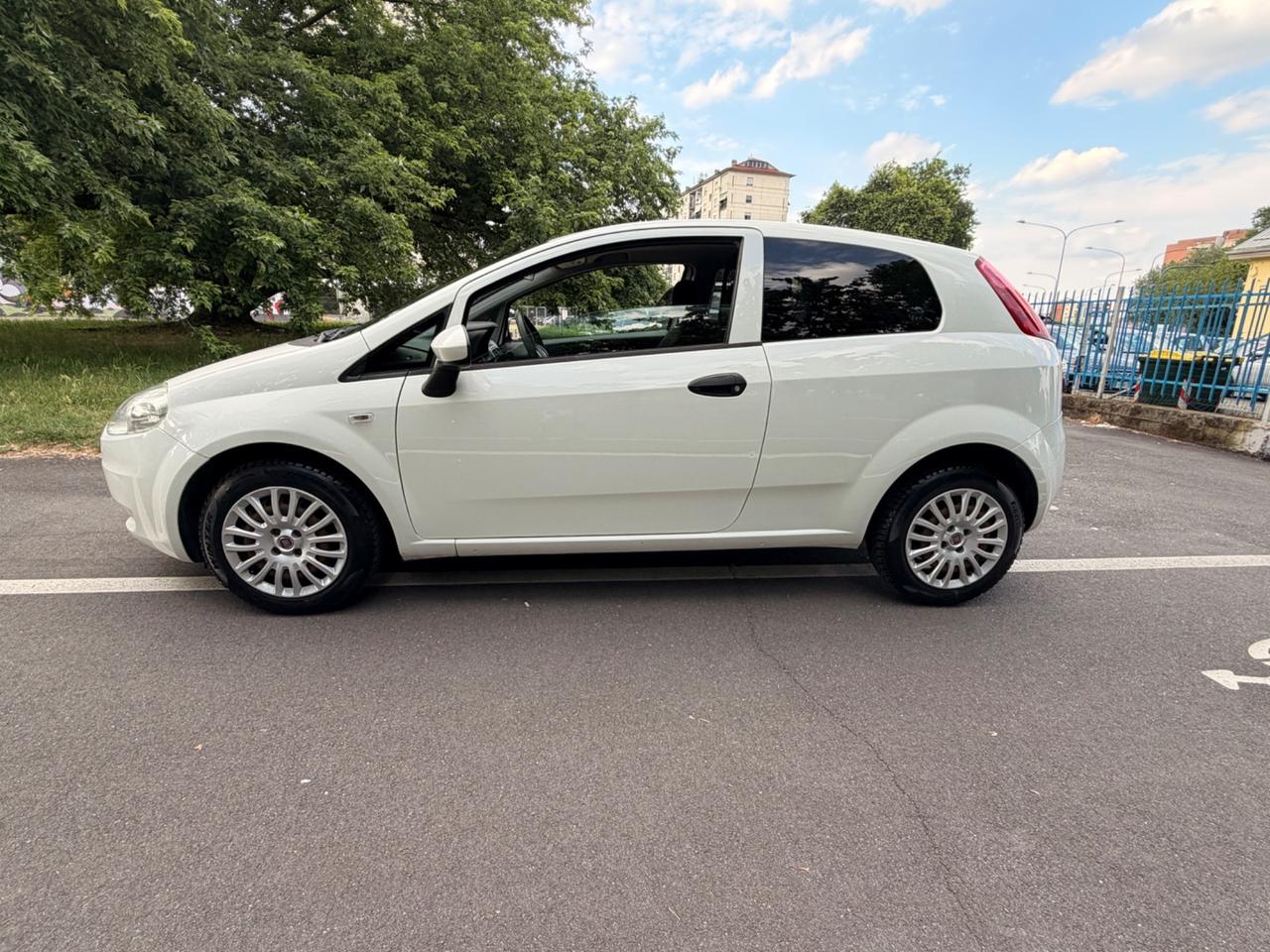 Fiat Grande Punto 1.3 MJT 75 3p.Van Actual 2pt