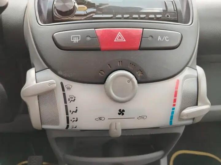 Peugeot 107 1.0 68CV 3p. Desir