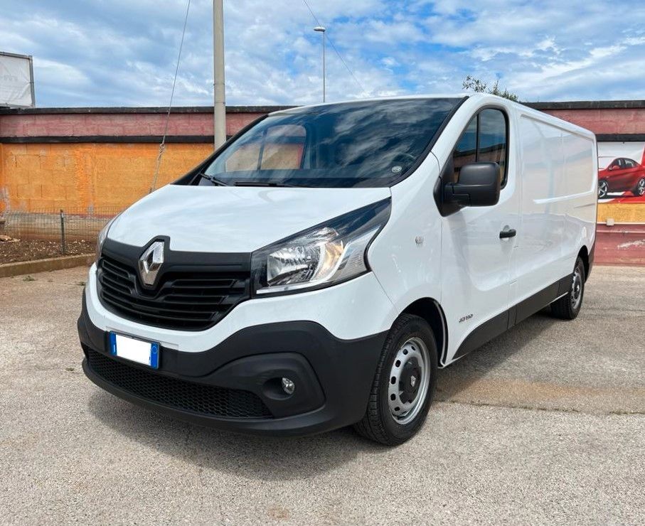 RENAULT TRAFIC PASSO LUNGO 1.6 DCI 121CV IVA ESPOSTA