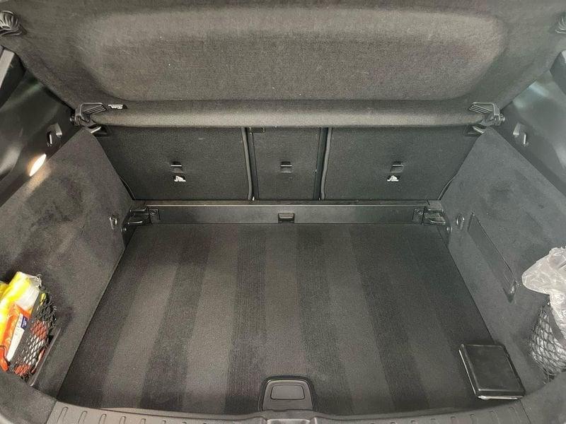 Mercedes-Benz GLA 200 d Premium auto