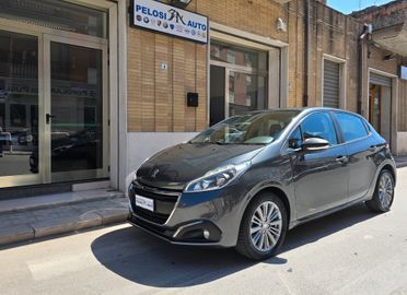 Peugeot 208 PureTech 82 cv GPL Allure