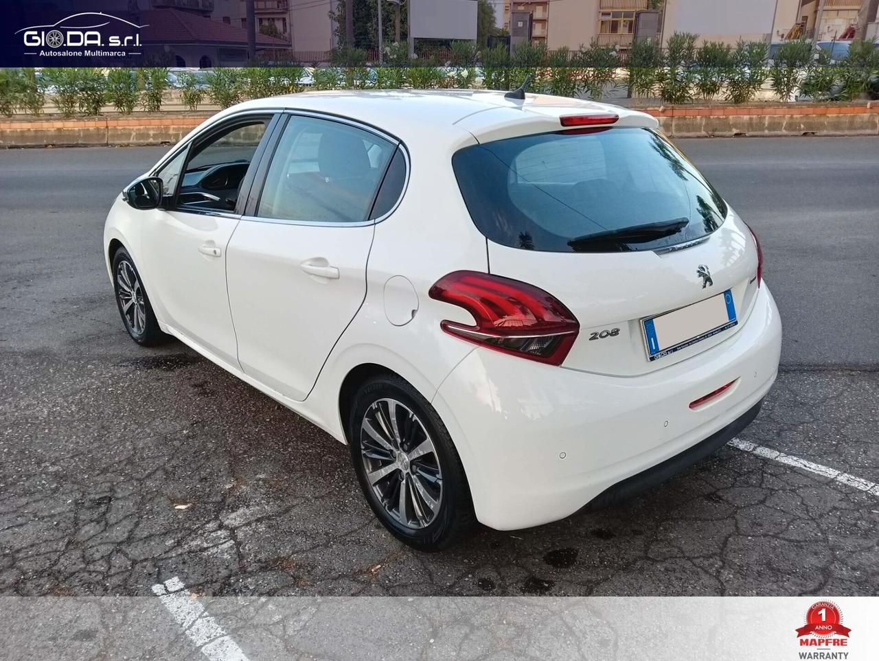 Peugeot 208 BlueHDi 100 5 porte Allure