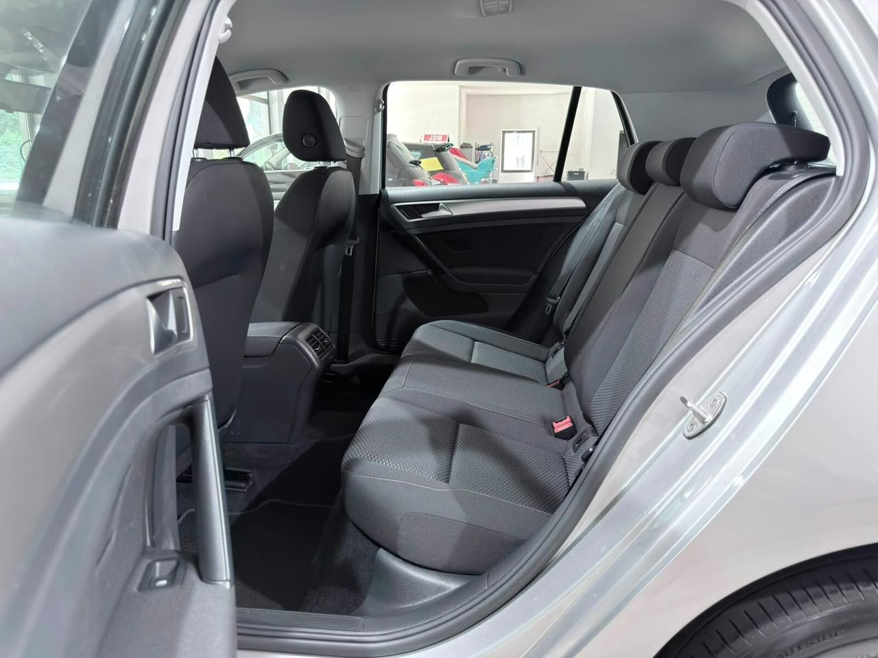 VOLKSWAGEN GOLF 1.6TDI 115CV 5P 2019