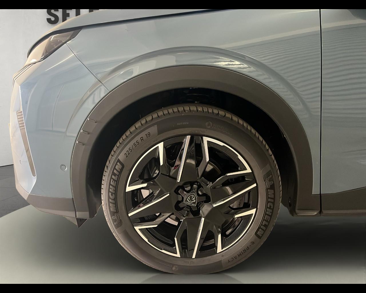 PEUGEOT Nuovo 3008 ALLURE - Hybrid 136 E-DCS6