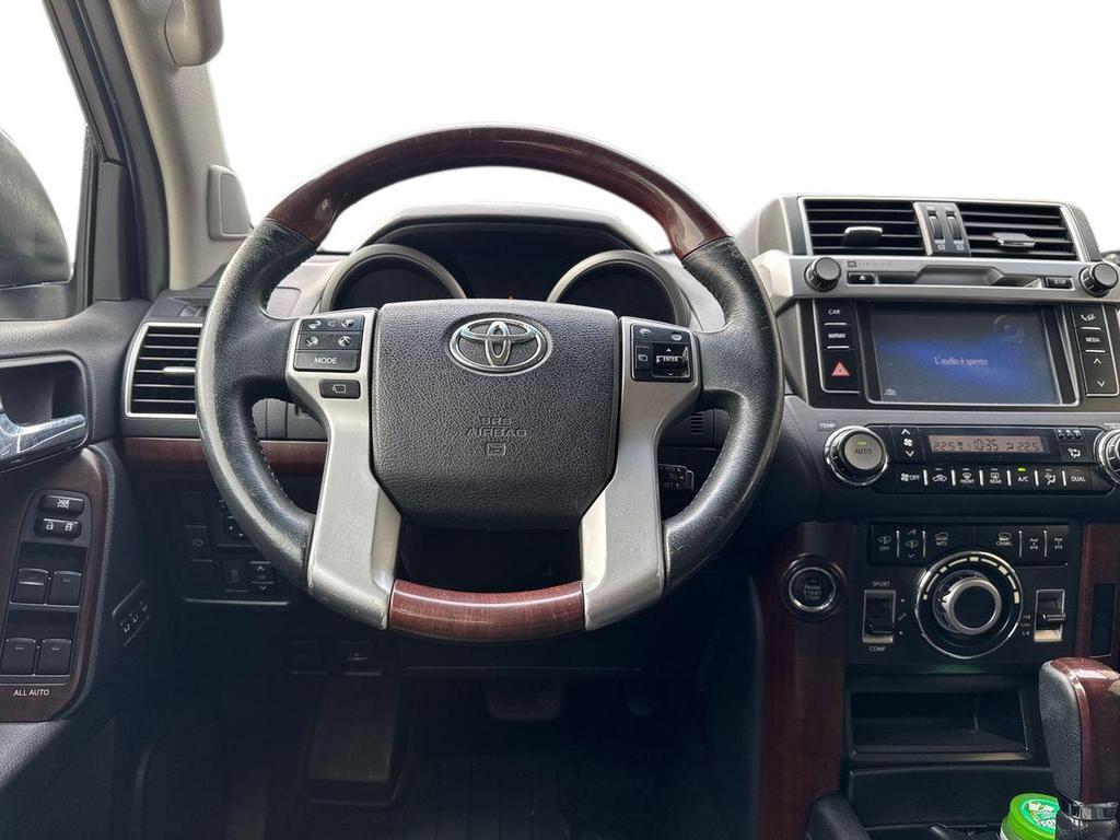 Toyota Land Cruiser 3.0 d-4d Style 5p auto