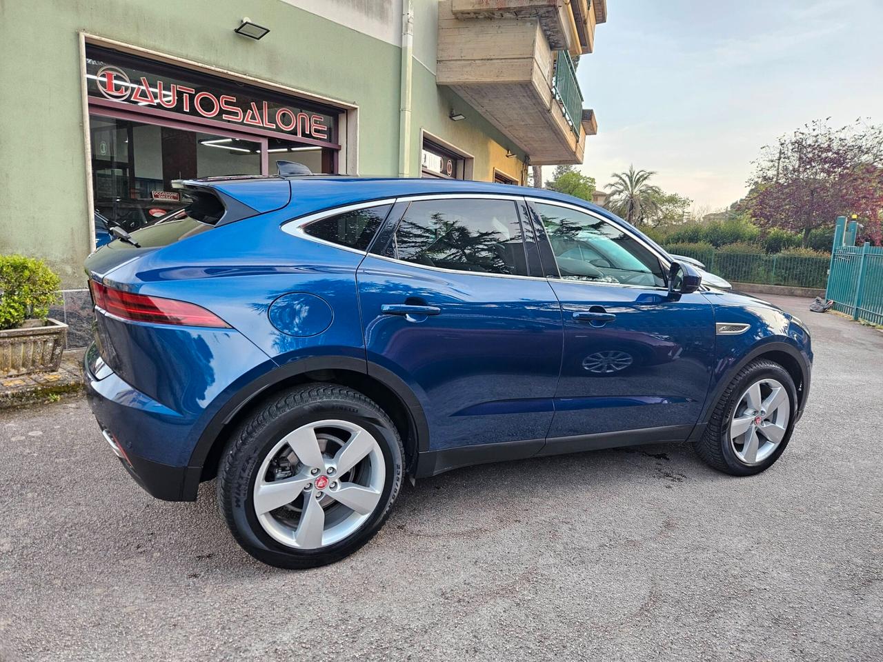Jaguar E-Pace 2.0D I4 163 CV AWD Auto R-Dynamic SE