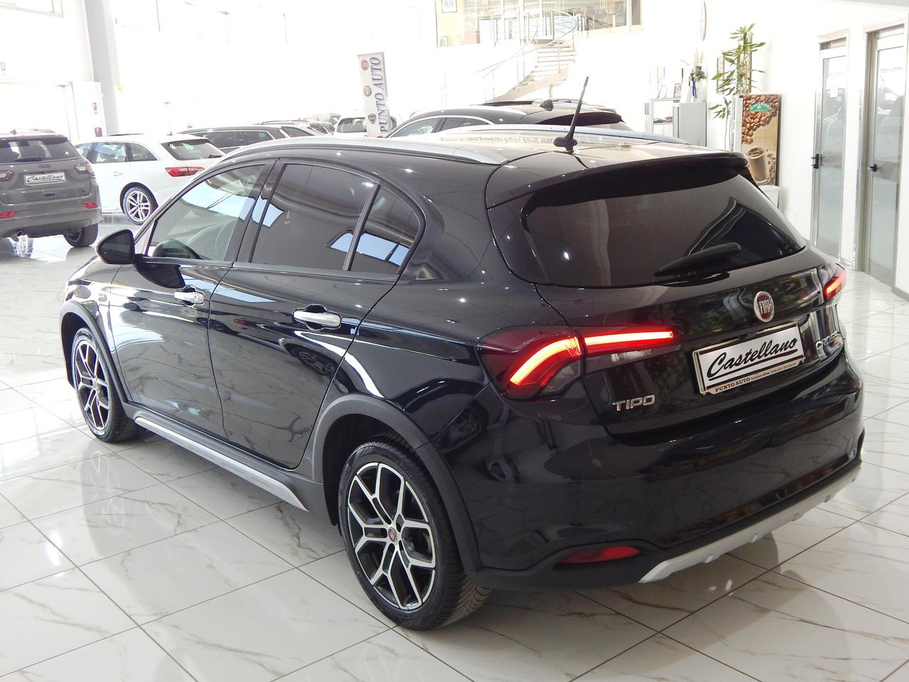 Fiat Tipo 5p 1.6 mjt Cross S&S NAVI-PARK-RADAR-LED