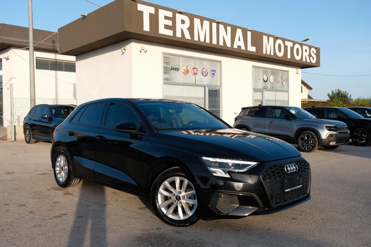 Audi A3 SPB 35 TDI Identity Black