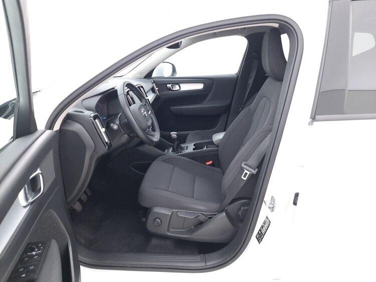 Volvo XC40 D3 Momentum Pro BR332023 2.0 Diesel 150CV
