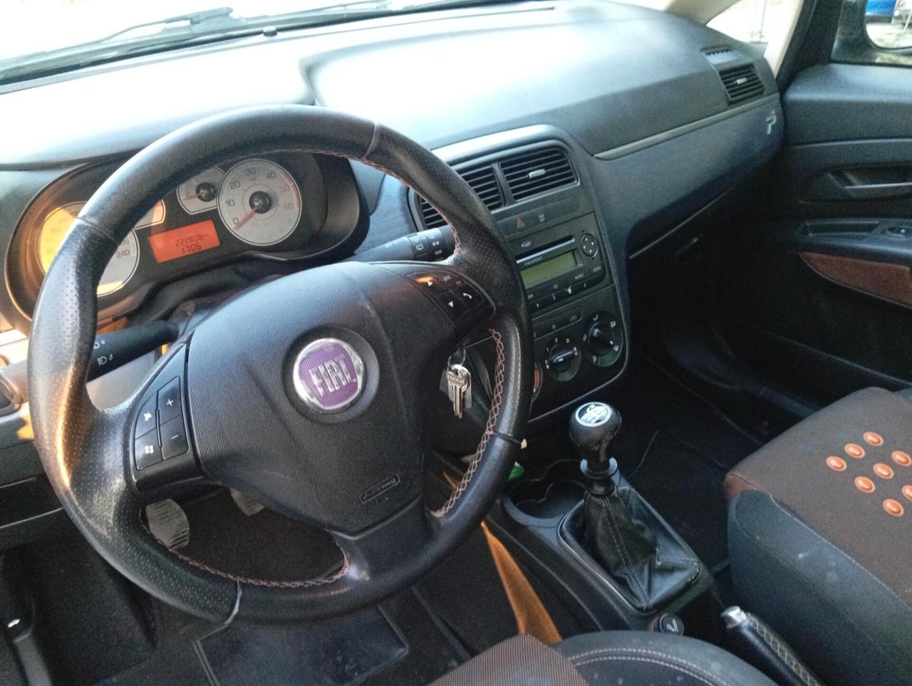 Fiat Grande Punto 1.3 MJT 90 CV 5 porte Dynamic