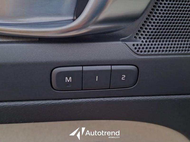 Volvo XC40 T3 163 CV Automatica NAVI LED Inscription