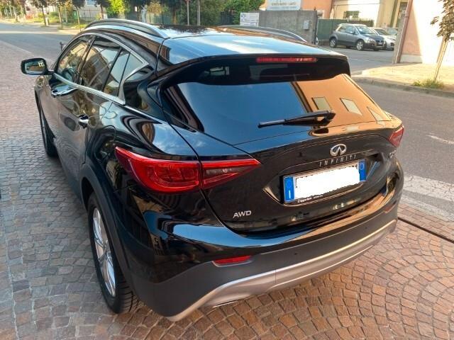 Infiniti QX30 2.2 diesel DCT 4x4 Premium Tech