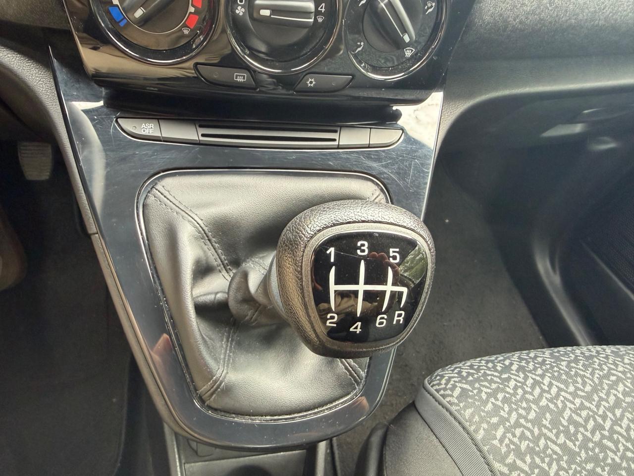 Lancia Ypsilon 1.0 5p S&S Hyb - PREZZO PROMO -