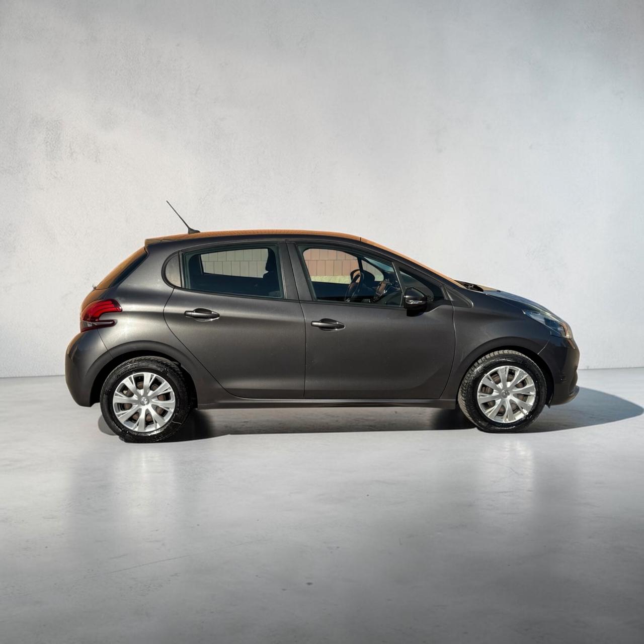 Peugeot 208 PureTech 82 5 porte Allure
