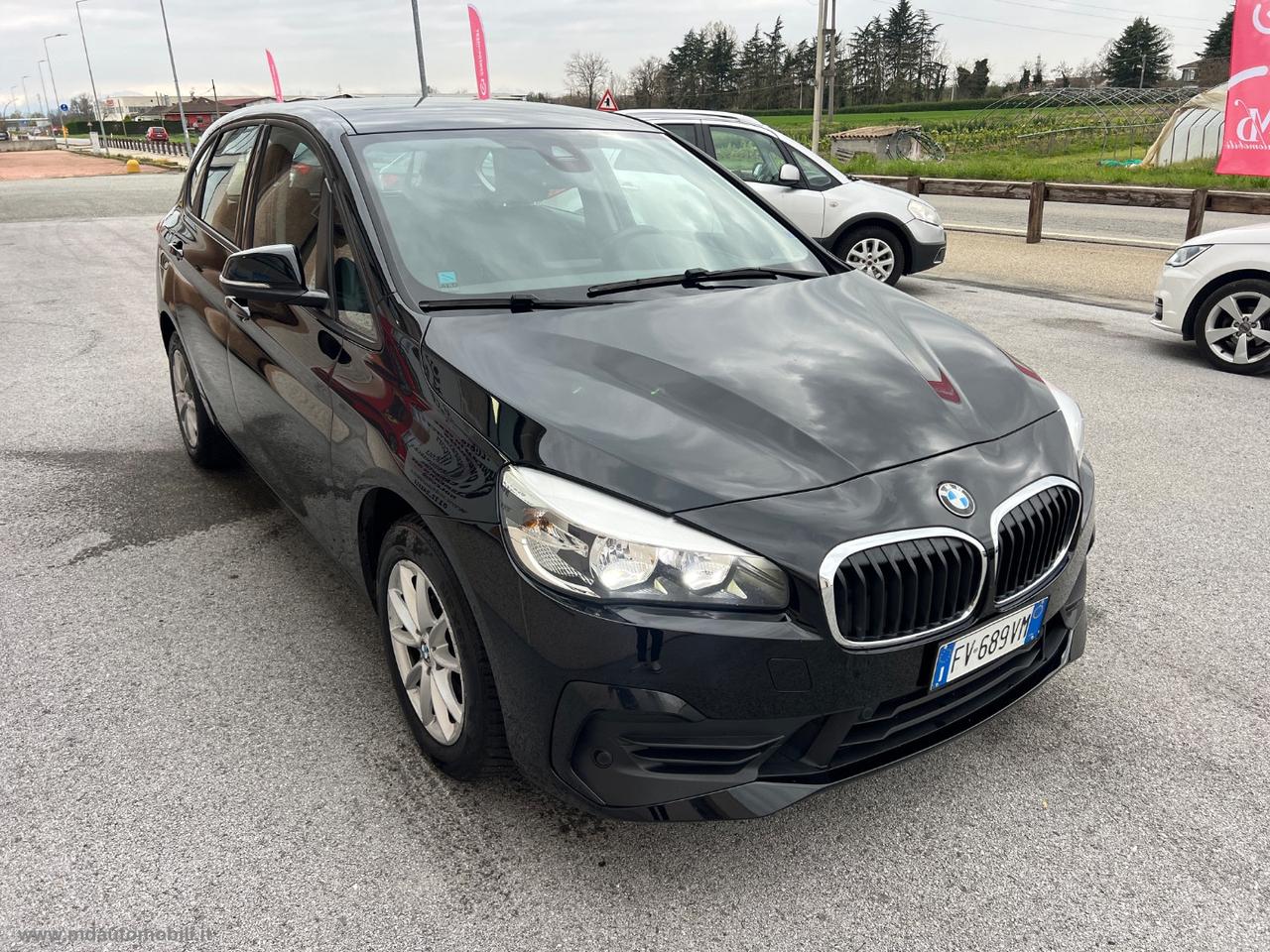 BMW 218d Active Tourer Business AUTOMATICO SOLO KM.114000