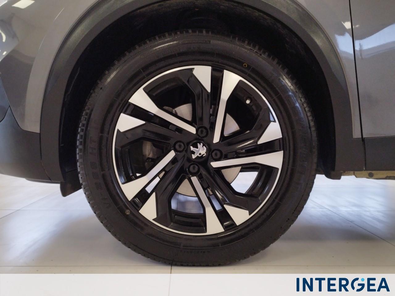 PEUGEOT 2008 1.2 puretech Allure s&s 100cv