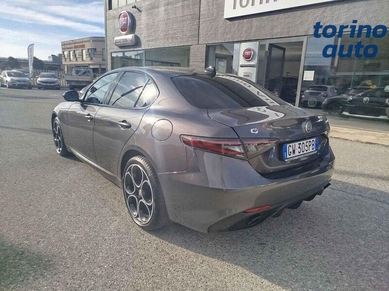 Alfa Romeo Giulia Q4 VELOCE