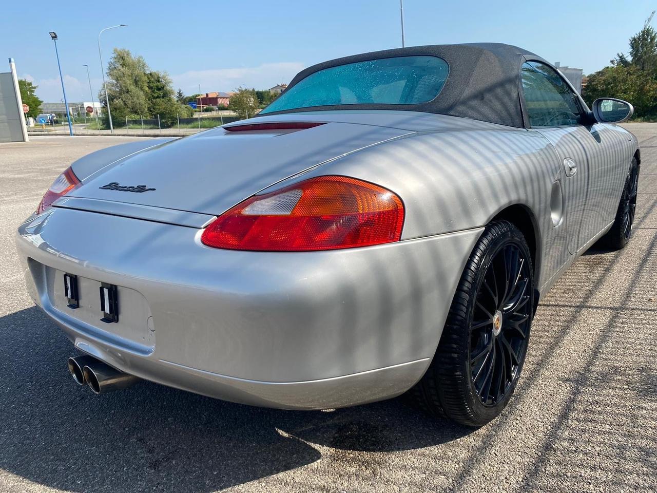 Porsche Boxster 2.5i 24V cat