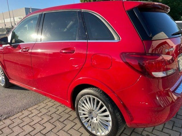 MERCEDES-BENZ B 200 c Sport