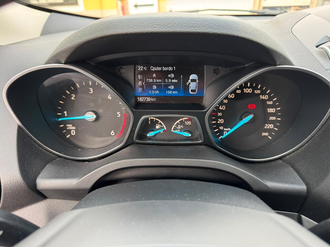 Ford Kuga 1.5 TDCI 120 CV S&S 2WD Titanium