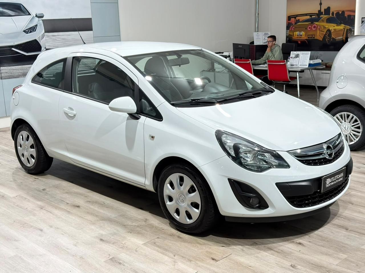 OPEL CORSA 1.2 86cv 110.000km 2014 NEOPATENTATI