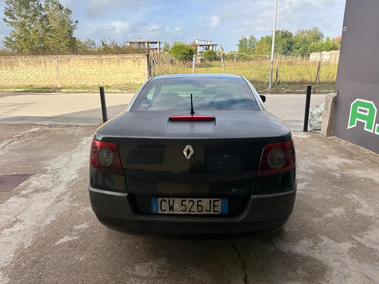 Renault Megane Mégane C-C 1.9 dCi Confort Authentique