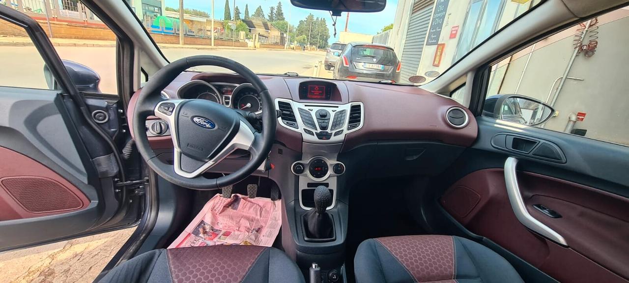 Ford Fiesta 1.4 TDCi 5p. Titanium