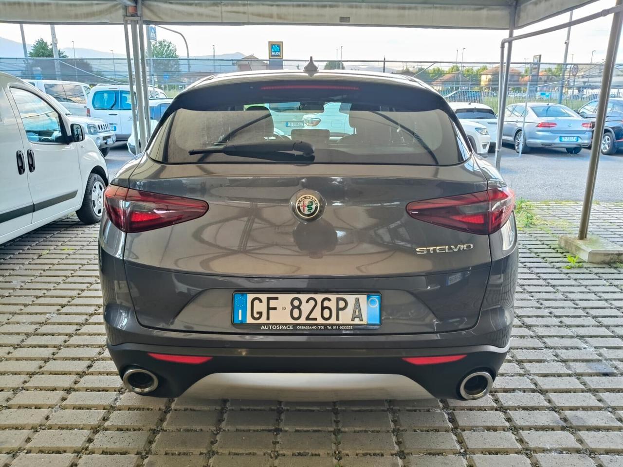 Alfa Romeo Stelvio AUTOCARRO N1 2.2 Turbodiesel 160 CV AT8 RWD Business