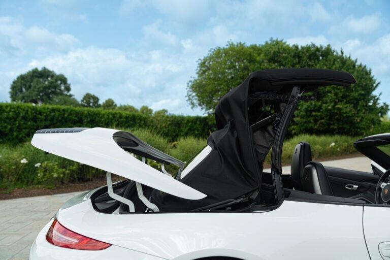 2015 PORSCHE 991 (911) CARRERA GTS CABRIOLET - RDS01947