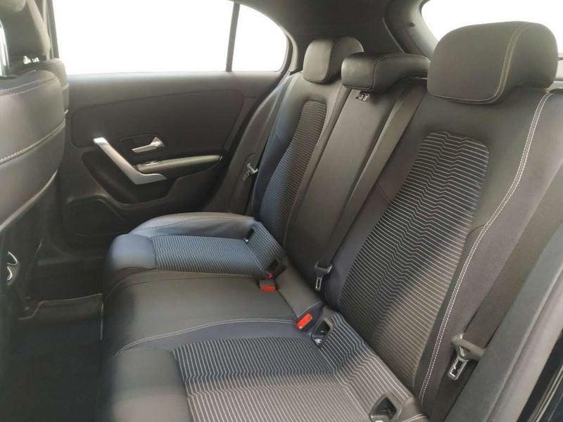 Mercedes-Benz Classe A A 180 d Sport auto