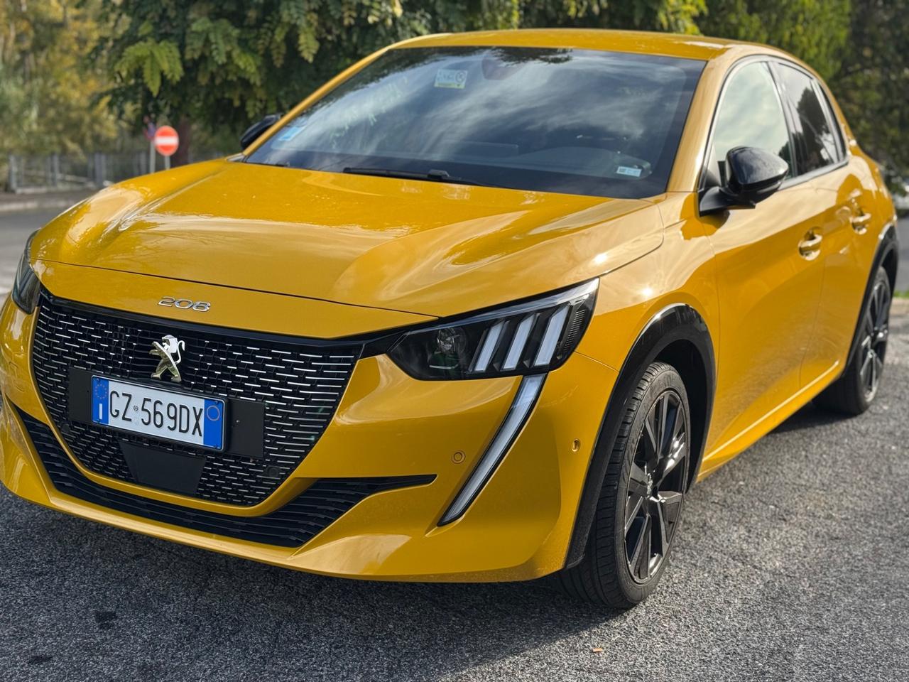 Peugeot 208 PureTech 100 Stop&Start 5 porte GT