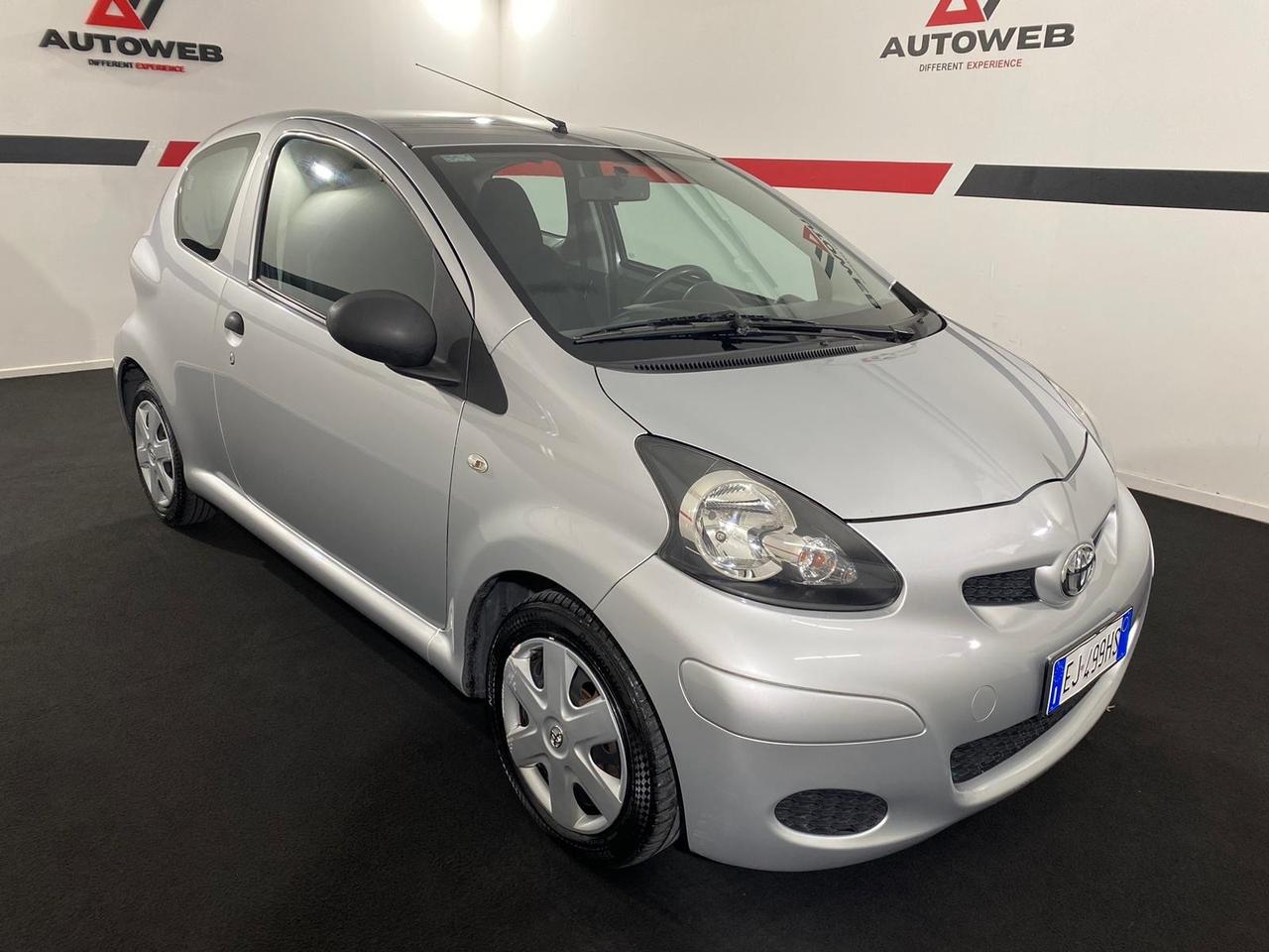 Toyota Aygo 1.0 12V VVT-i 3 porte* NEOPATENTATI *