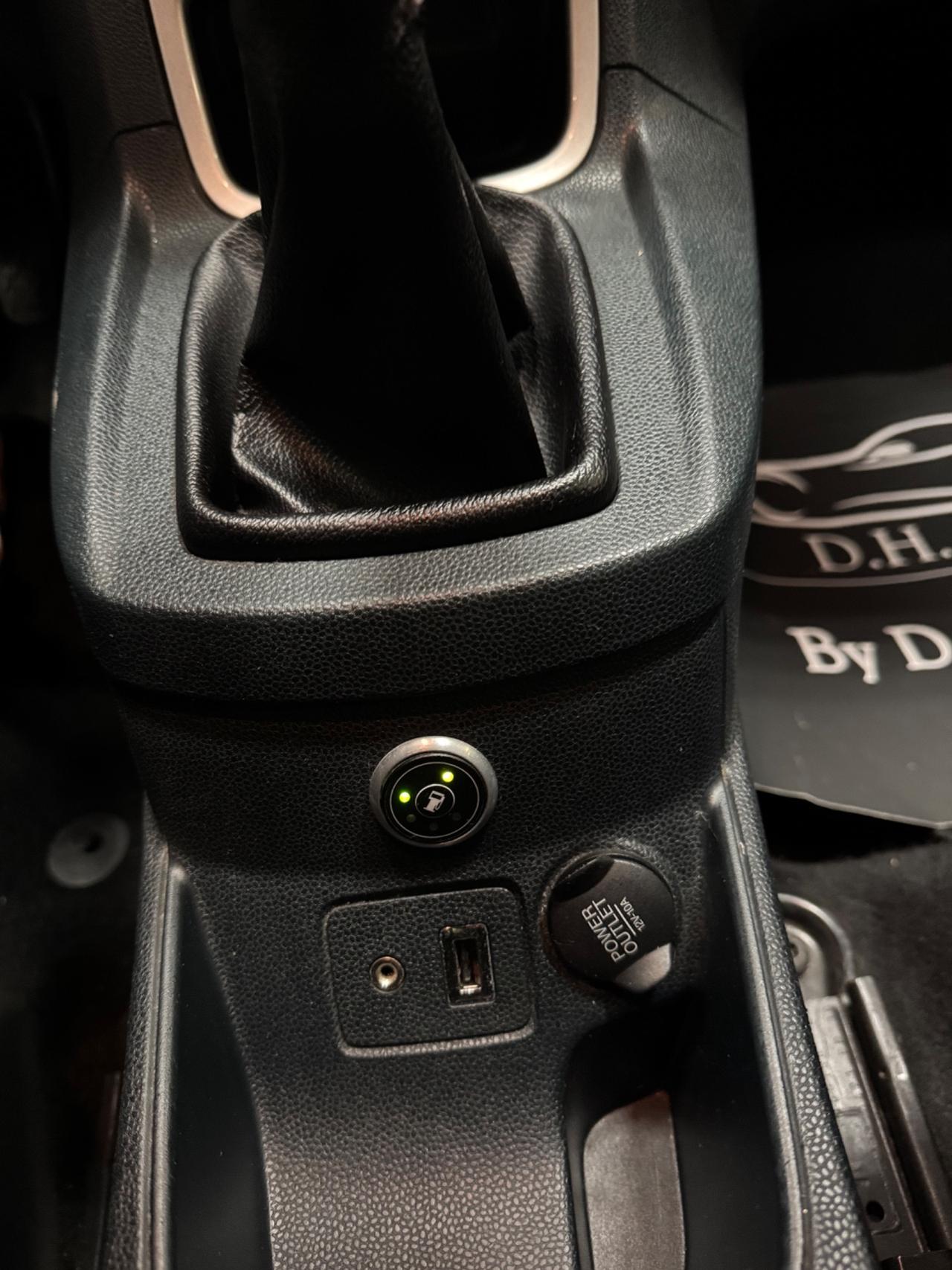 Ford Fiesta 1.4 5p. Bz.- GPL Titanium