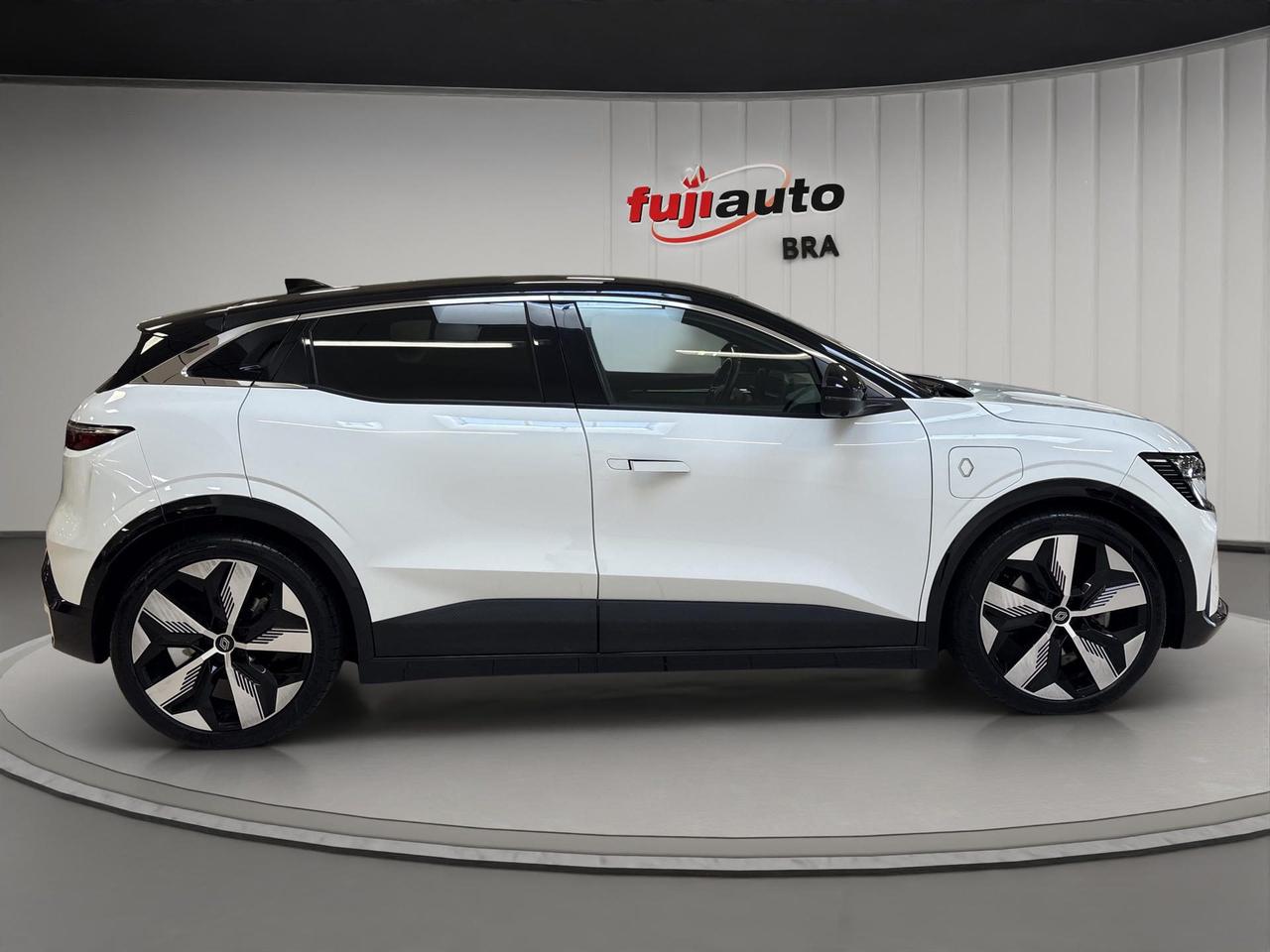 Renault Megane E-Tech Techno EV60 220cv AC22