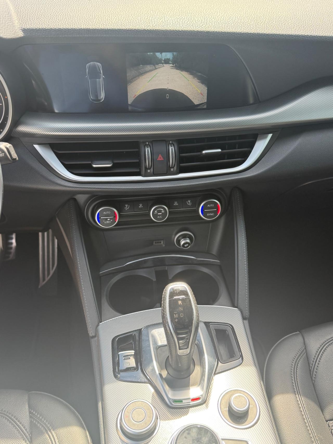 Alfa Romeo Stelvio 2.2 Turbodiesel 190 CV AT8 Q4 Sprint FULL
