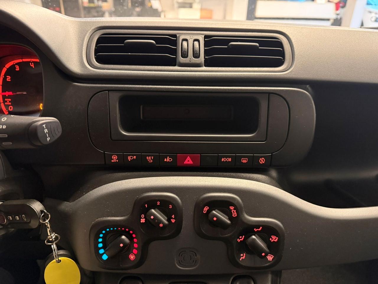 Fiat Panda 1.0 FireFly S&S Hybrid City Cross