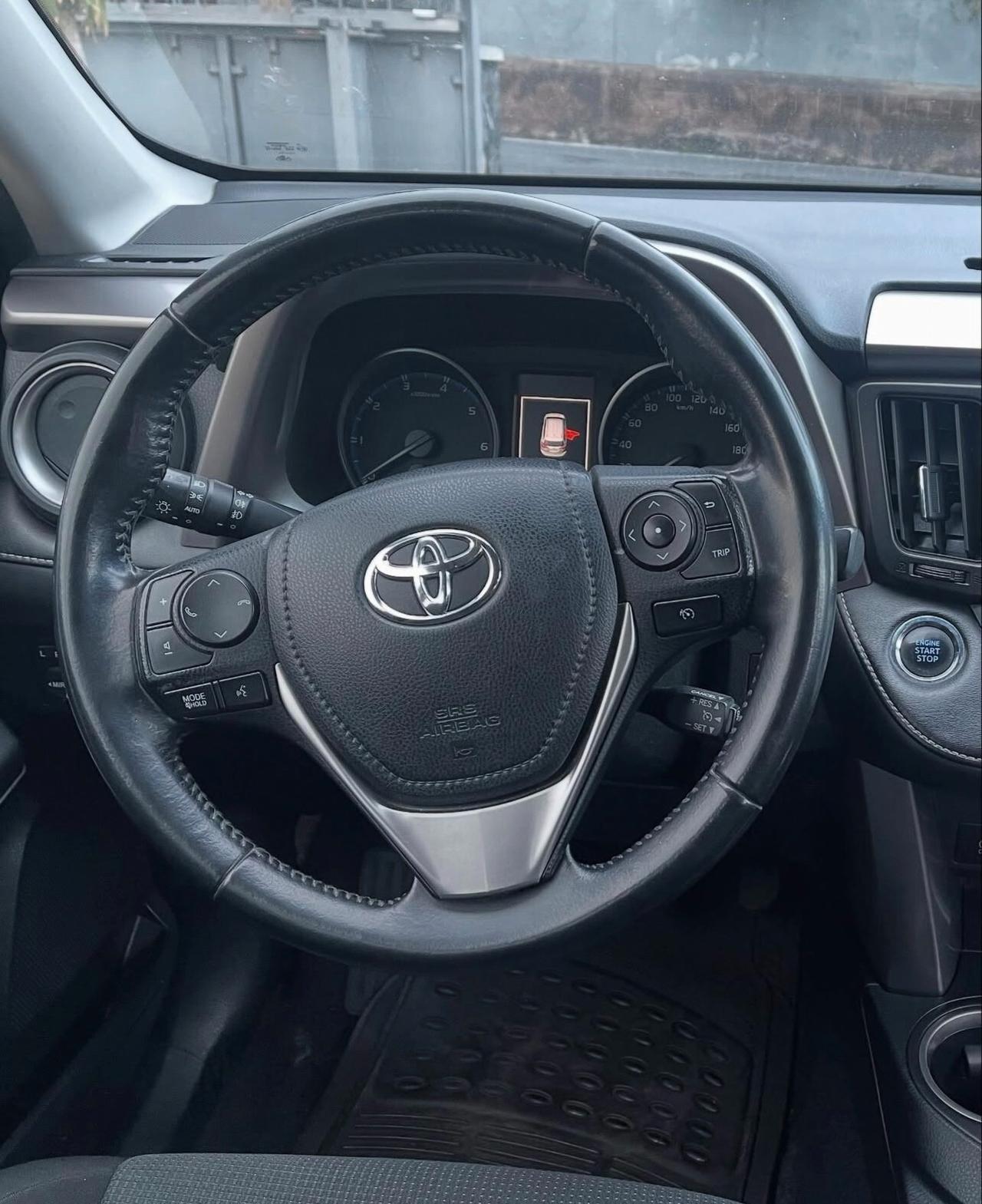 Toyota RAV 4 2.0 D-4D 2WD 143cv
