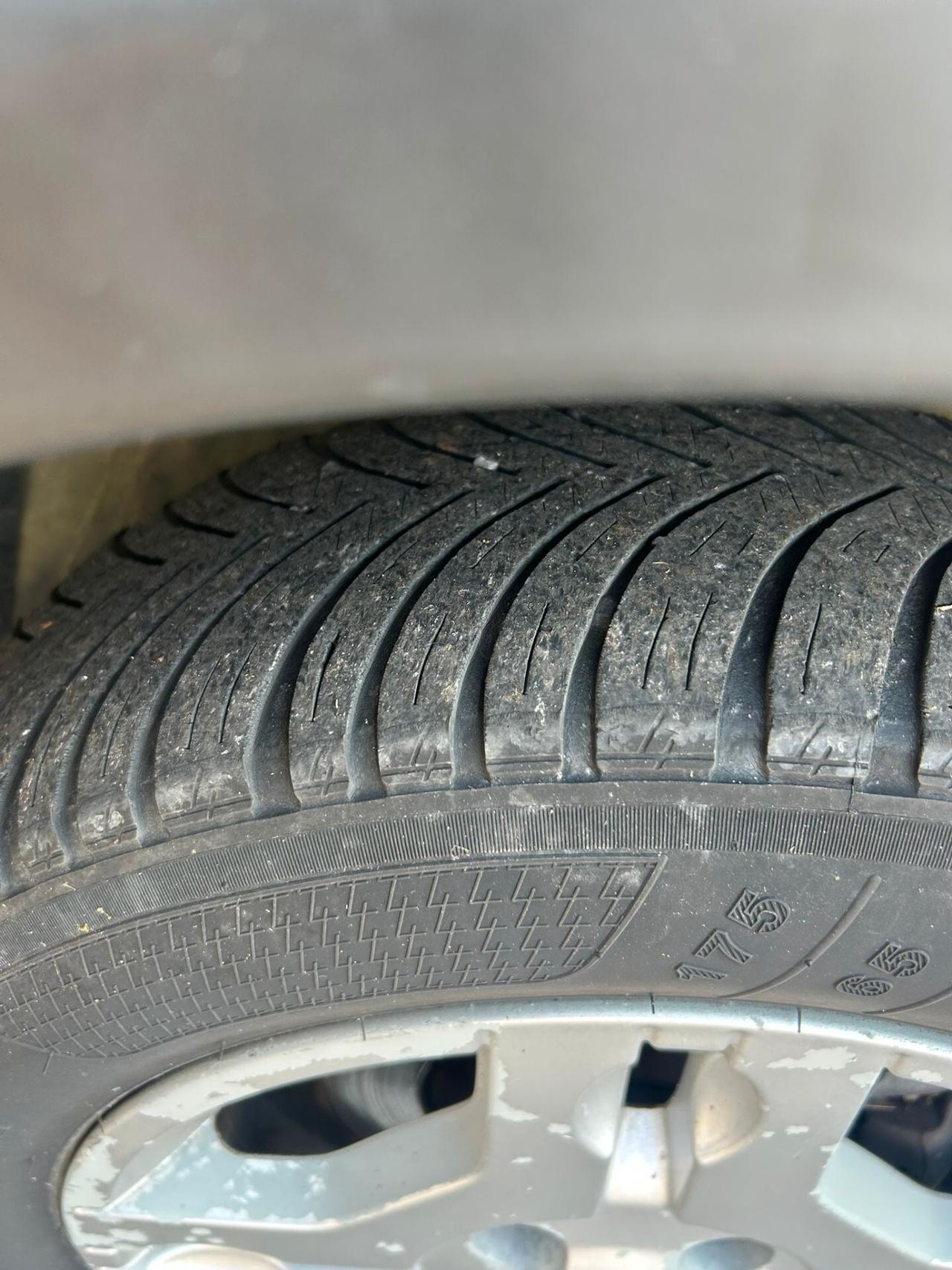 Fiat Panda 1.2 cc benzina metano motore completamente rifatto