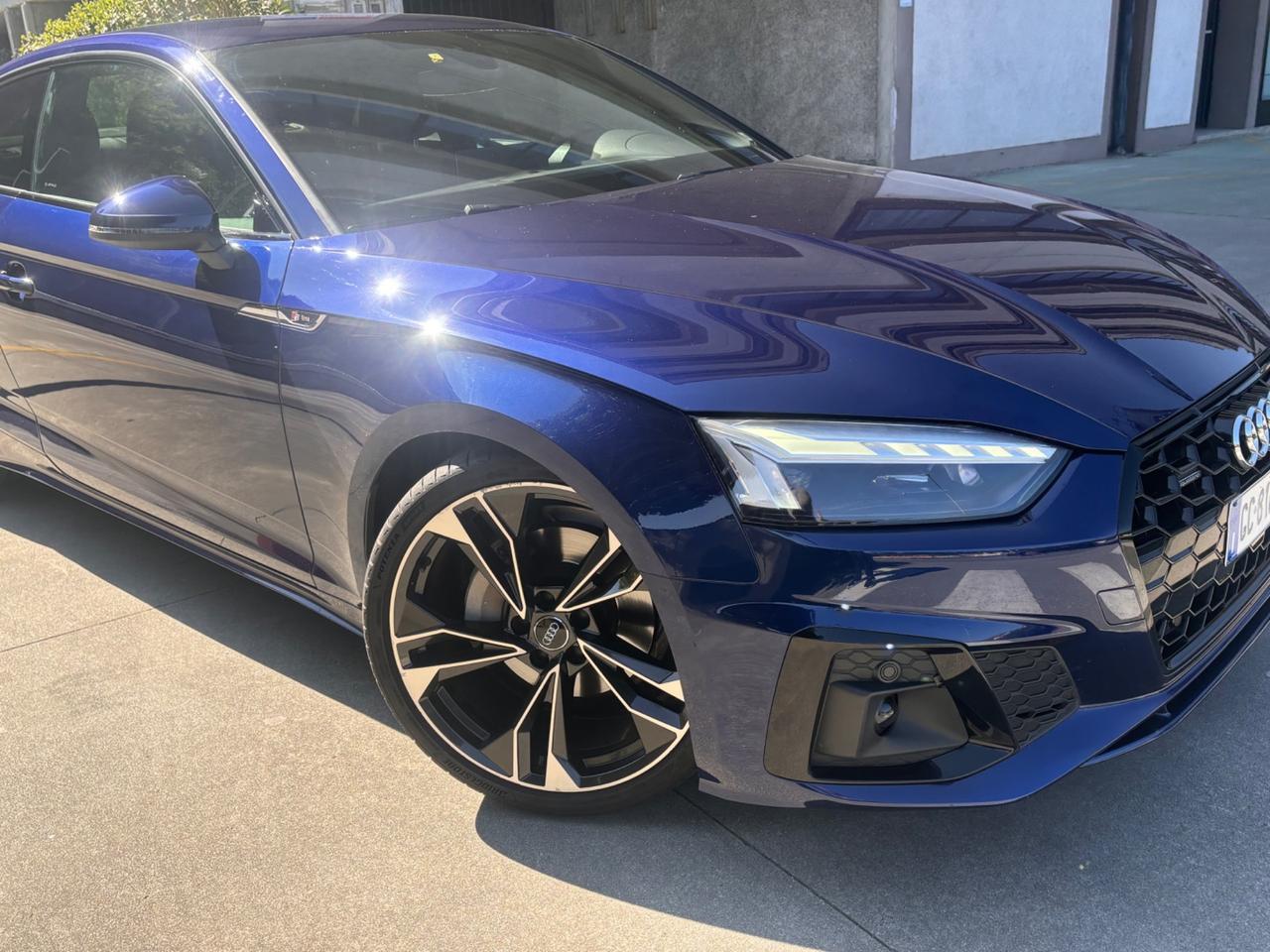 Audi A5 40 TDI quattro S tronic Business Advanced