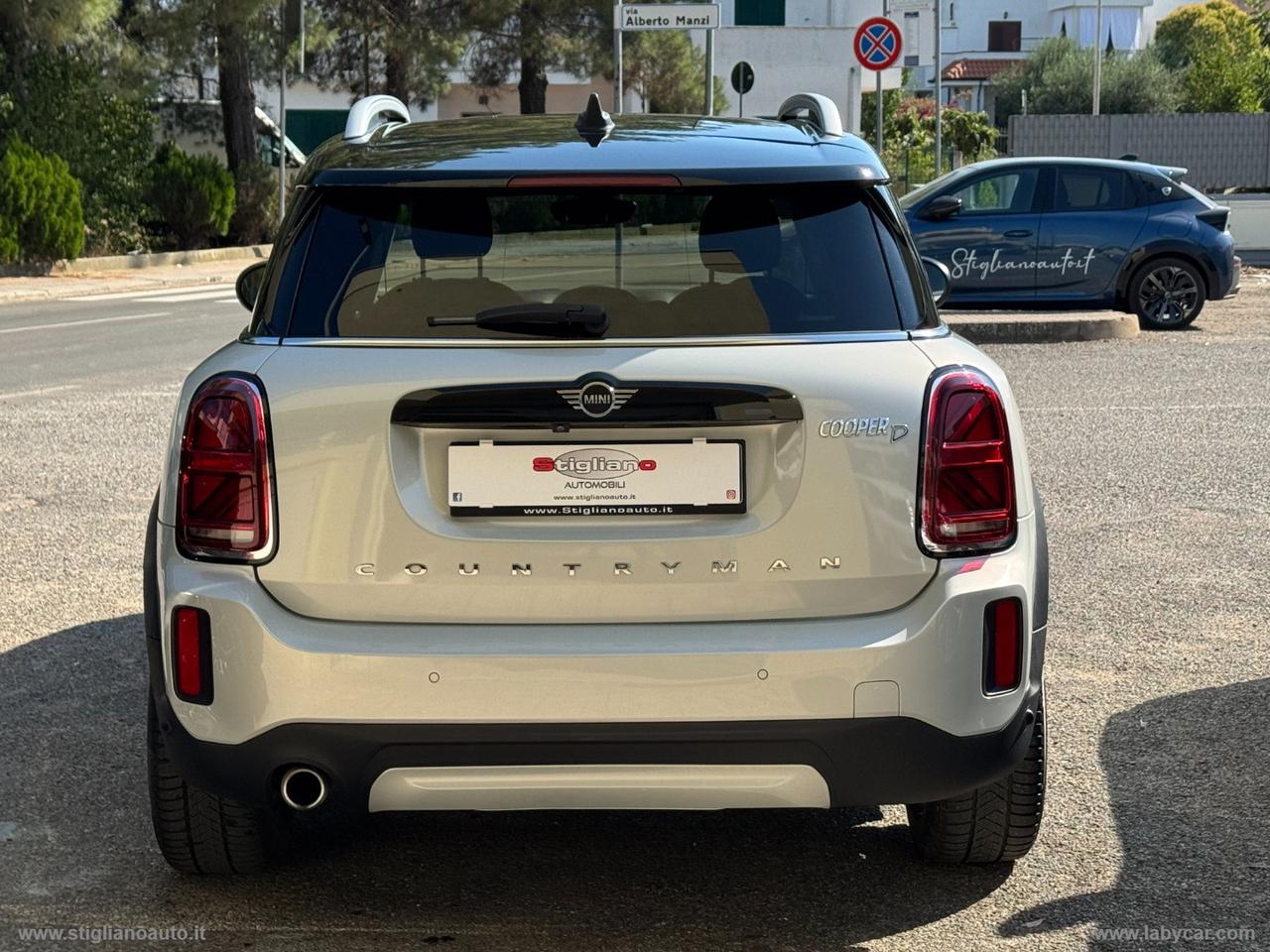 MINI Mini Cooper D Countryman ALL4 Aut.ESSENTIAL TELEC POST FARI